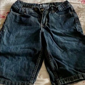 Urban Pipline Jean shorts